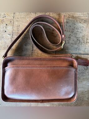 Coach Classic Brown Leather Crossbody- Rare Vintage #9974